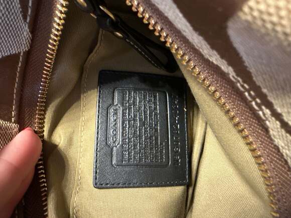 Coach Signature Mini Carly Shoulder Bag 40347 Brown Jacquard y2k - Picture 5 of 7